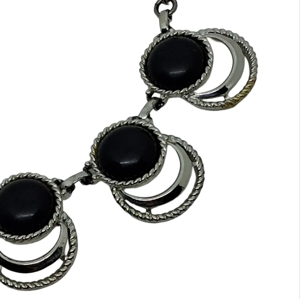 🖤 1959 Sarah Coventry "Bold and Beautiful" Black Cabochon Choker Necklace - Picture 4 of 8